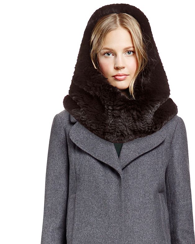 Staying warm: cute cold weather accessories 