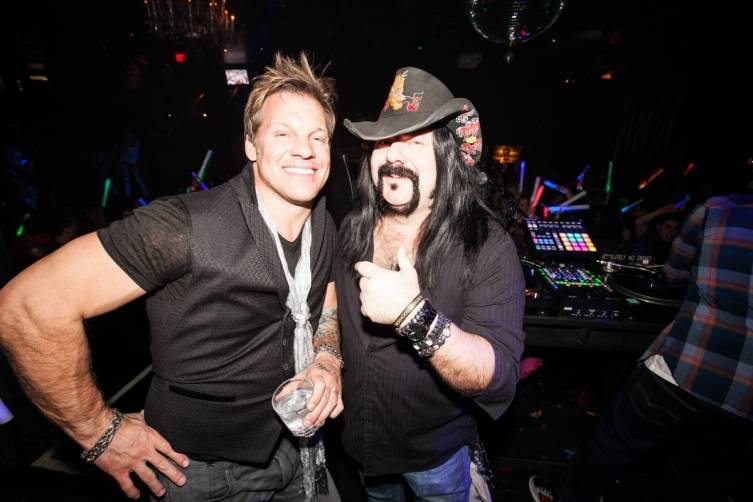 01.17_Chris Jericho and Vinnie Paul_Photo credit Chase Stevens