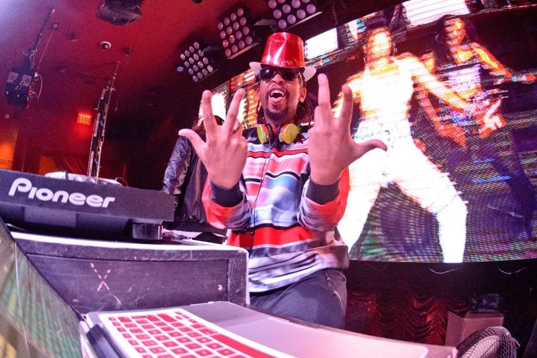 Lil Jon md - holographic