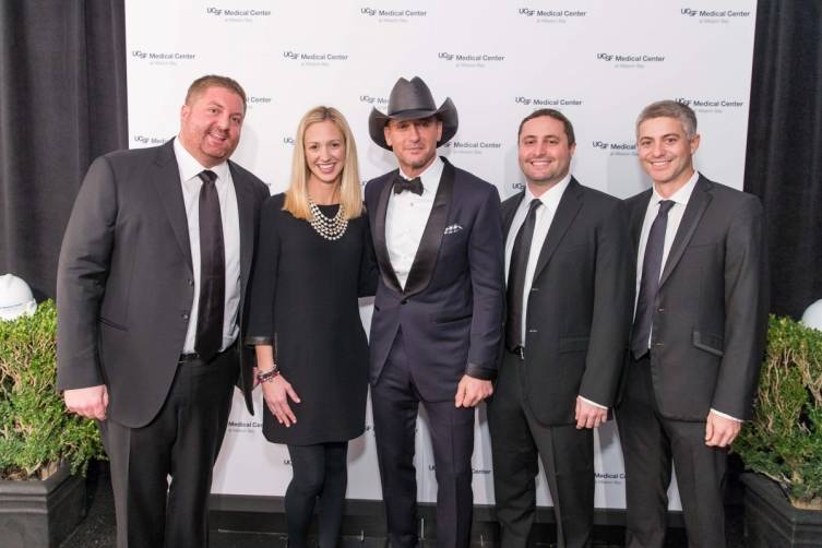 Ronny Conway, Michelle Conway, Tim McGraw, Tofer Conway and Danny Conway