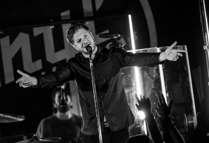 Photos: Imagine Dragons Plays Vinyl