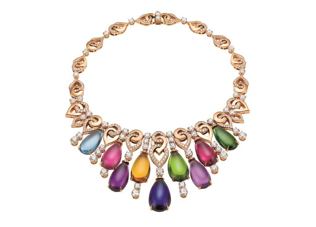 Bulgari Honors the 25th edition of Doha Fair with Its Zambian Emerald High Jewelry Necklace