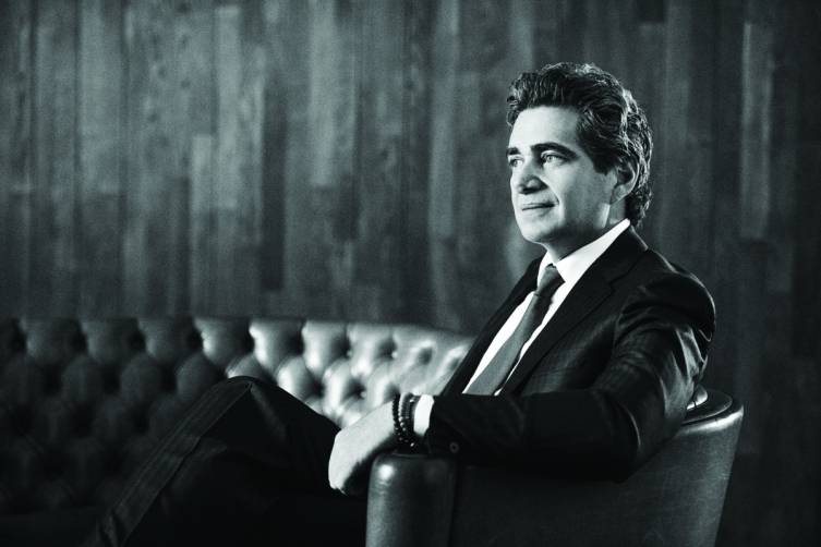 Jeff Soffer Takes Fontainebleau to the Skies and Turnberry on the Road