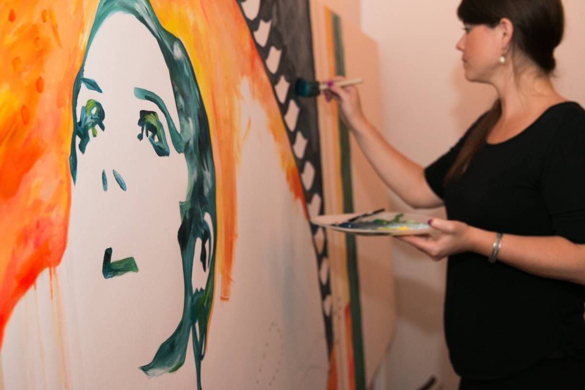 Tory Burch Celebrates Launch of Tory Burch In Color in Dubai