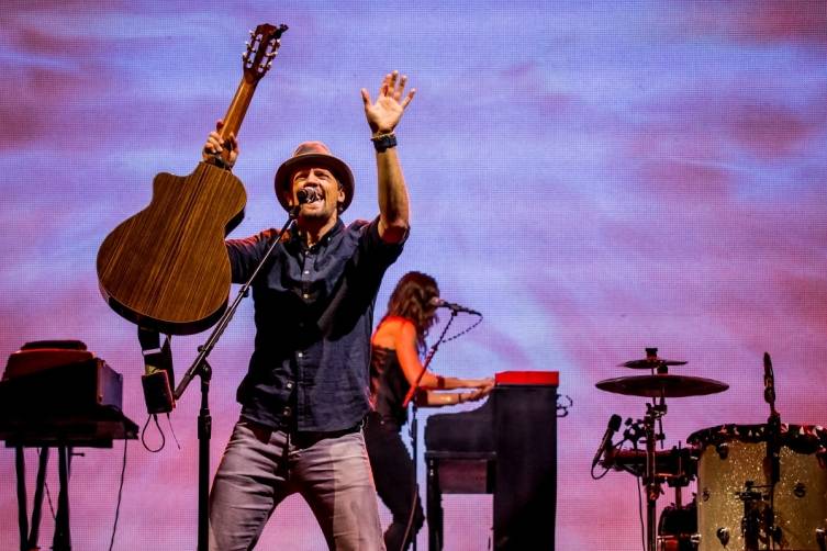 Jason Mraz performs at The Cosmopolitan of Las Vegas_Mar 14 _Kabik12