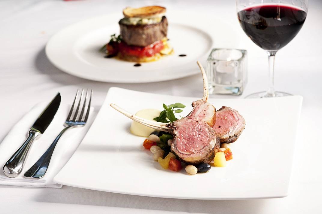 Top 5: Best Restaurants To Refuel After Wine-Tasting in Healdsburg