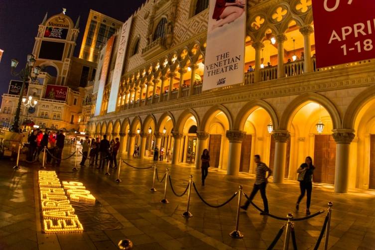 The Venetian and Palazzo non-essential lights and marquees go dark for Earth Hour