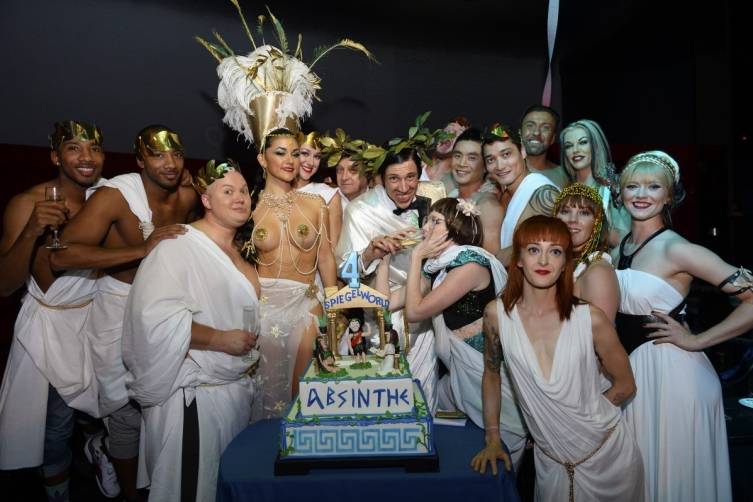 ABSINTHE Cast Celebrates Four Years in Las Vegas on April 1, 2015_Credit Bryan Steffy