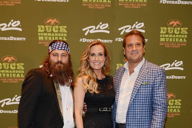 Willie and Korie Robertson with Jeff Calhoun at World Premiere of DUCK COMMANDER MUSICAL 4.15.15_Credit Denise Truscello