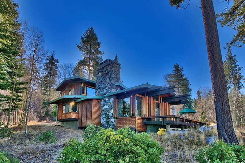 Woodsy Retreat from ‘The Bodyguard’ Wants $8 Million