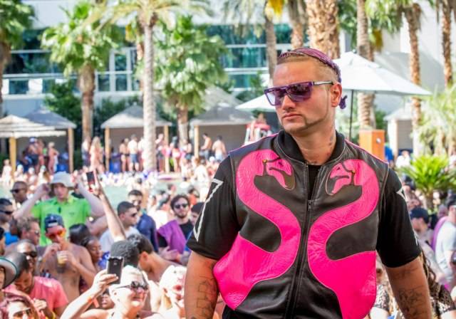 Photos: Riff Raff Entertains at Rehab