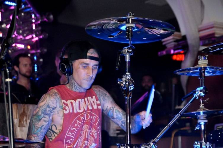 Travis Barker performing inside Hyde Bellagio_5.2.15 (2)