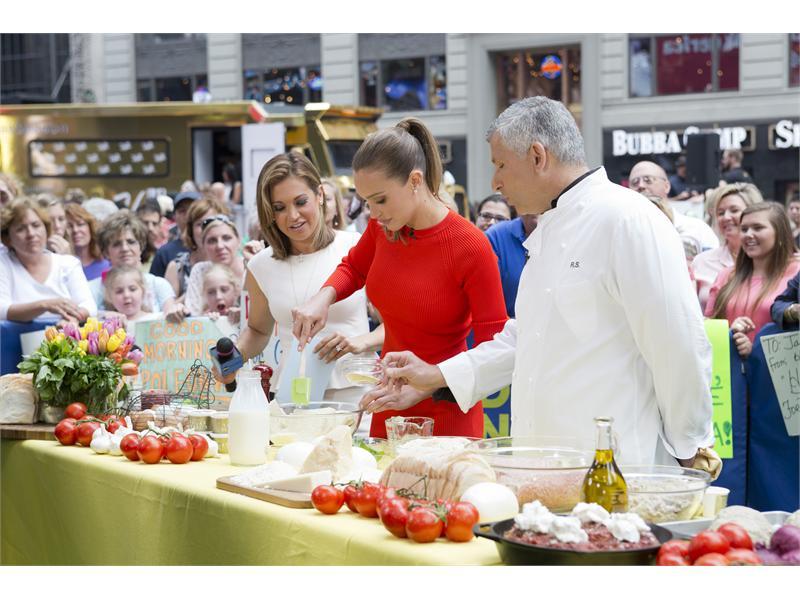 Vegas Season and an Ice Dream Truck Head to New York