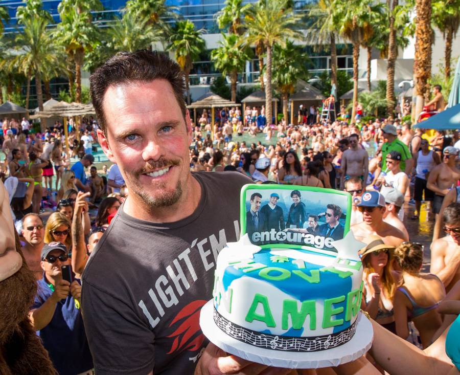 Photos: Kevin Dillon Hosts at Rehab