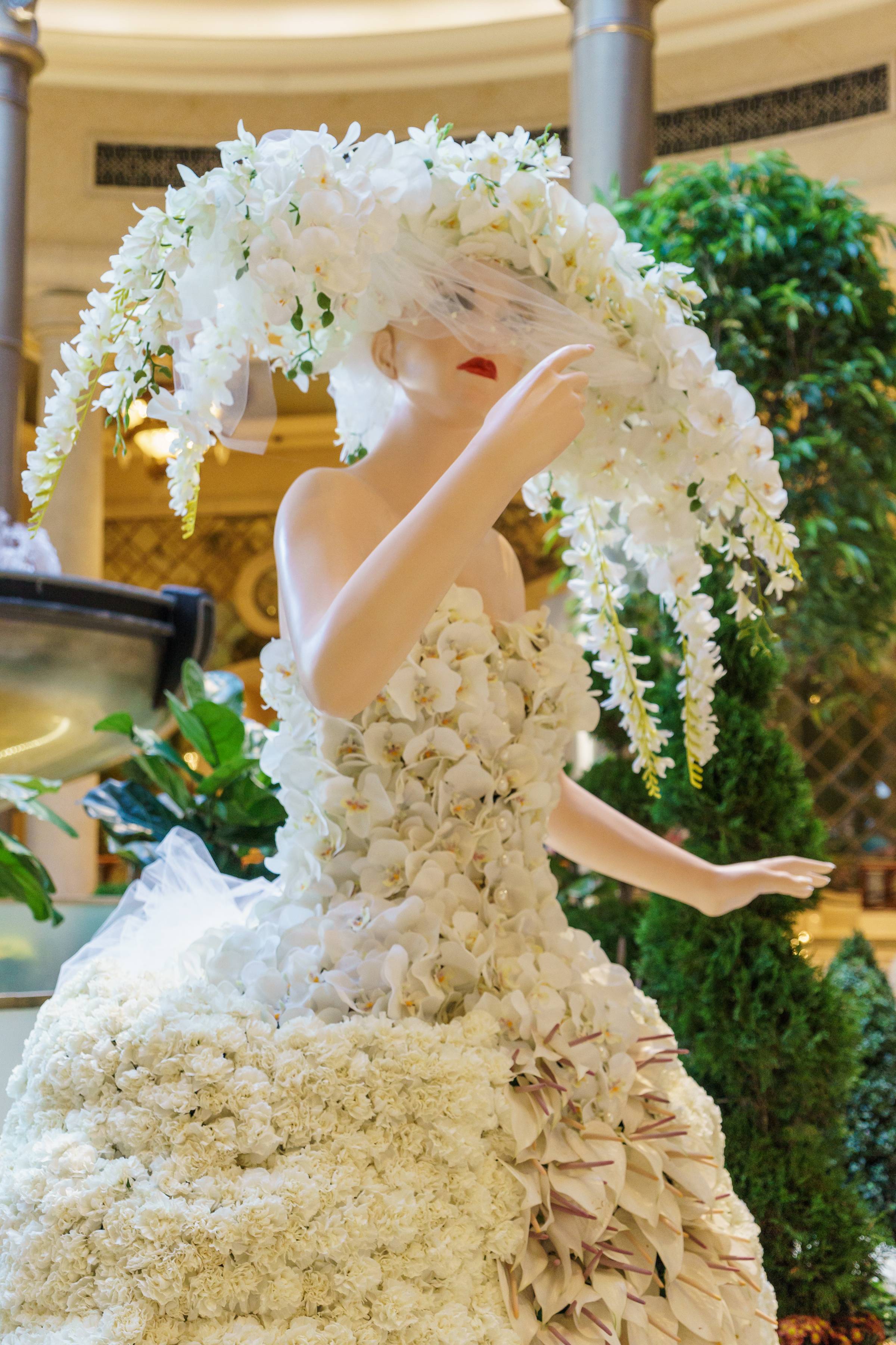 The Venetian and Palazzo Celebrate Summer with New Floral Displays