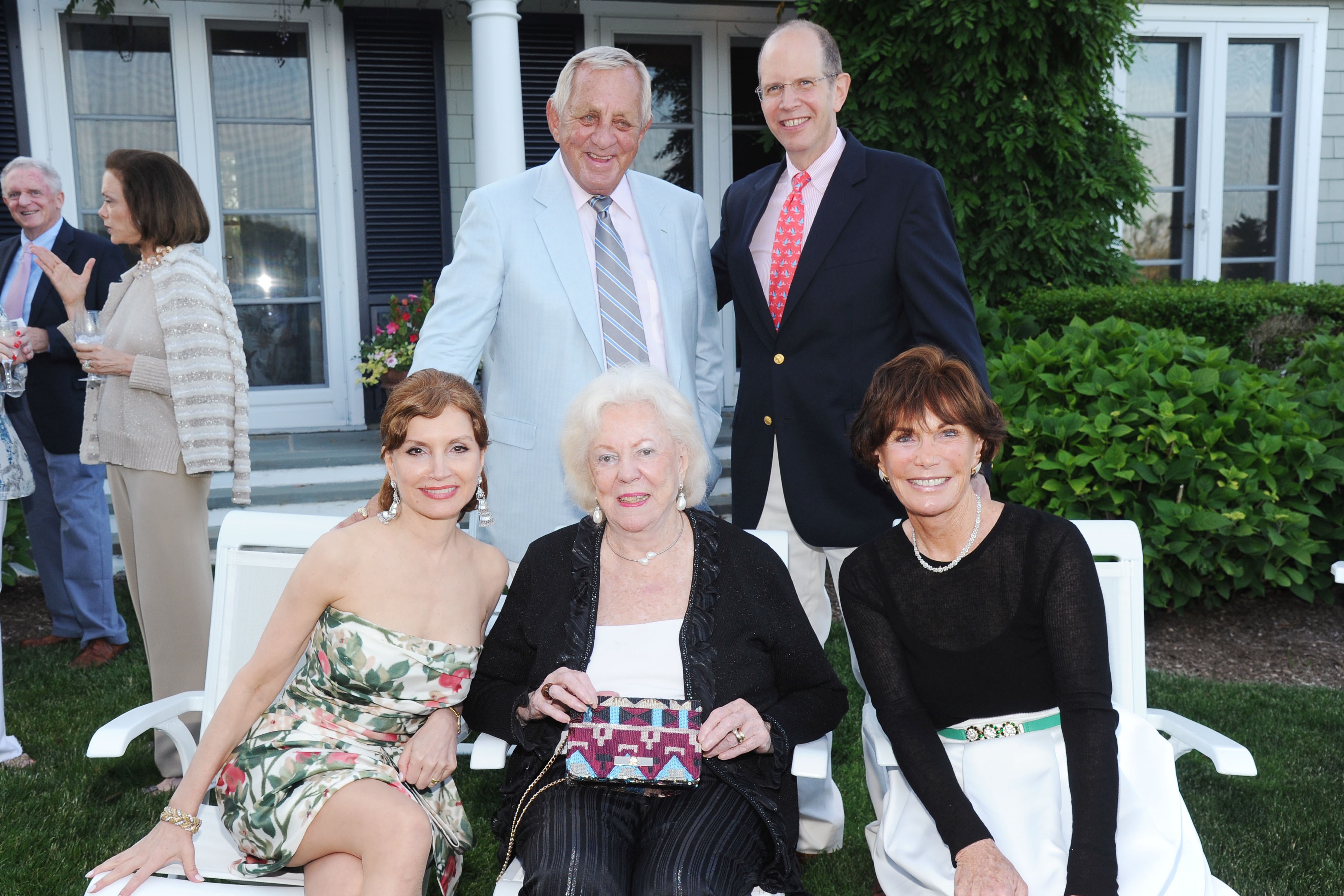 Haute Scene: Southampton Hospital Host Private Cocktail Party