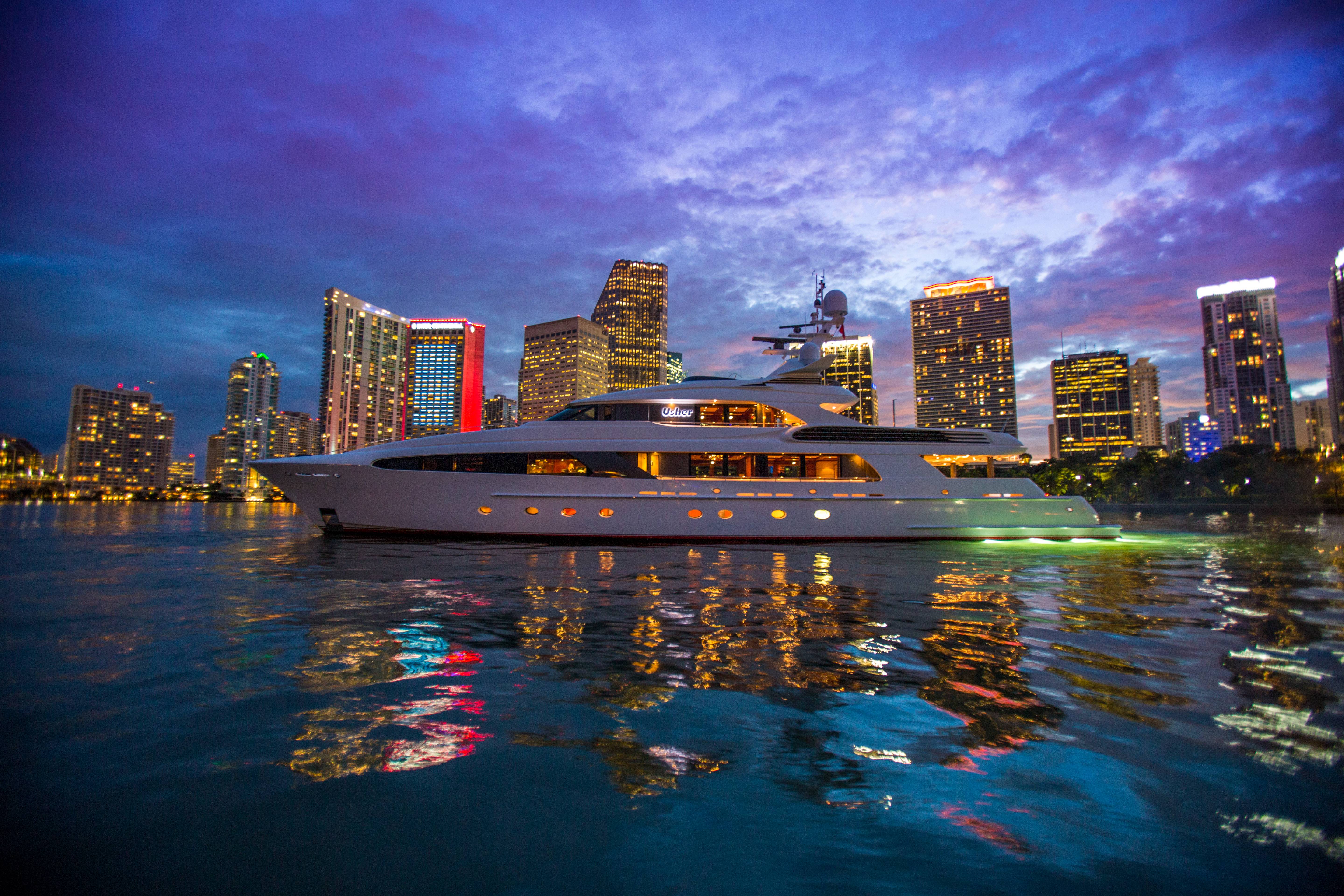 how much are yacht rentals in miami