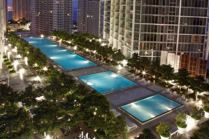 6 Haute Rooftop Pools for Your Hot Miami Summer