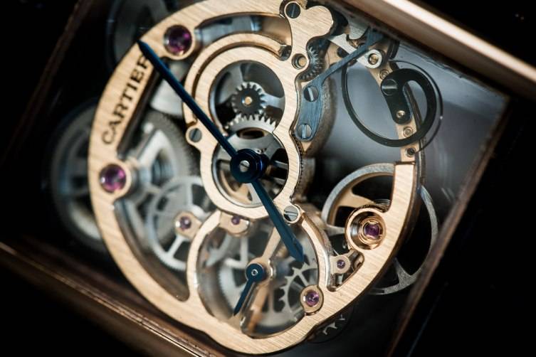 wpid-Cartier-Tank-Louis-Cartier-Skeleton-Sapphire-Watch-SIHH-2015-Close-Up.jpg