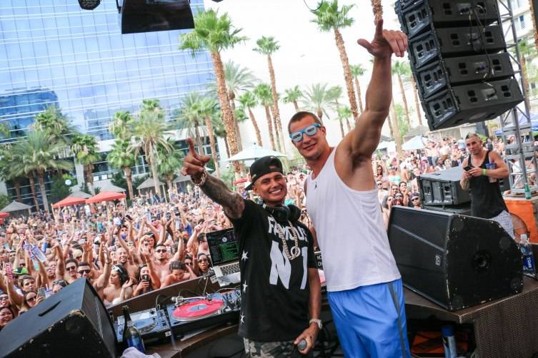 07.13_Pauly D and Rob Gronkowski 2
