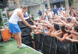 Rob Gronkowski Makes a Surprise Appearance at Rehab