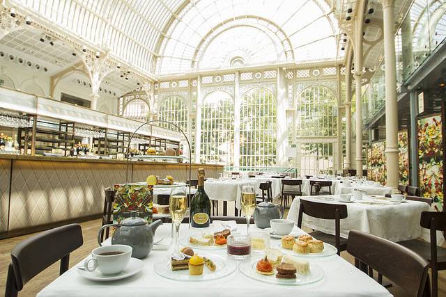 5 Perfect Spots for Tea Time in London