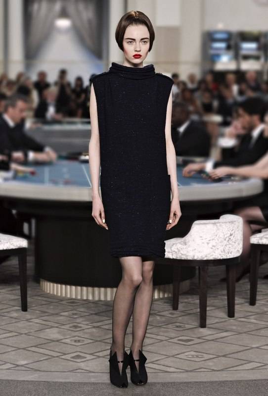 Check Out The Gambling Theme At Chanel's Haute Couture Show