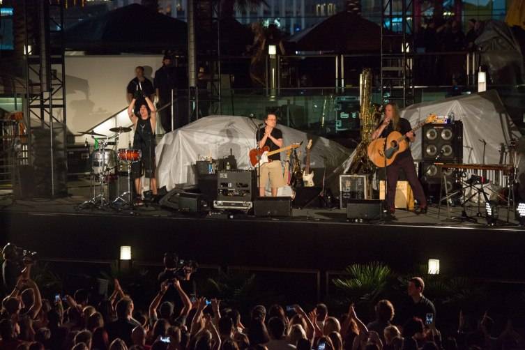 Violent Femmes Perform at The Cosmopolitan of Las Vegas_July 18_Graff 4