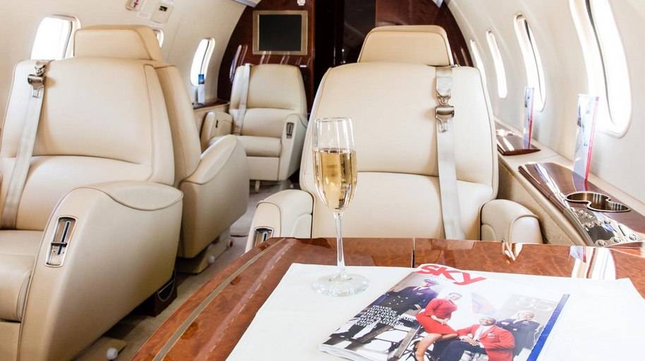 Delta Offers Private Jet Upgrades to VIPs