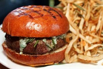 the-spotted-pig-nyc-chargrilled-burger-fries-610×360