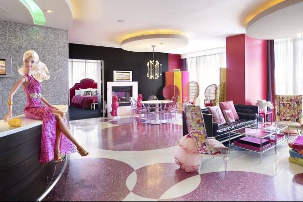 Vegas: The Palms Casino Resort Has a Barbie-Themed Suite