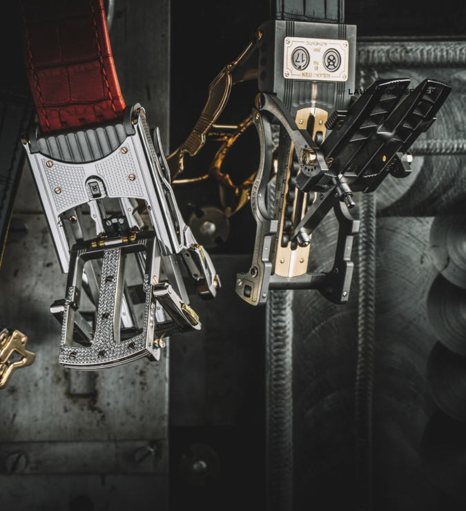 Roland Iten’s Eye-Catching Belt Buckles