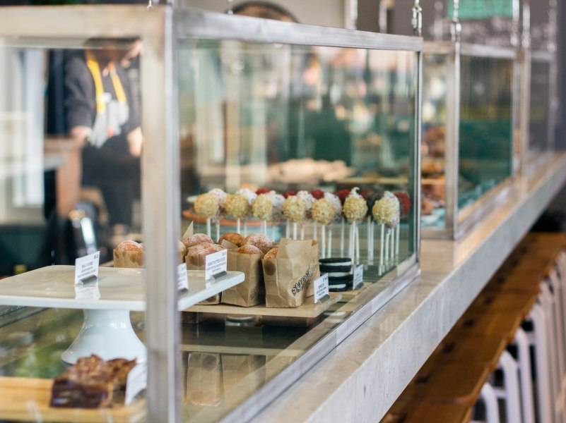 5 Great Reasons to Try Superba Food + Bread at The Point