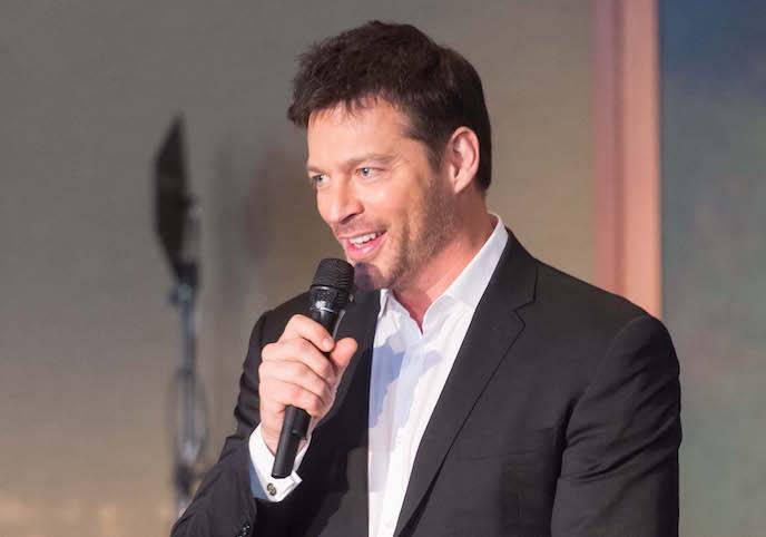 Harry Connick Jr. Helps Raise $1.5 Million for Stanford Women’s Cancer Center