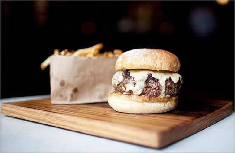 5 Hautest Burgers in Boston