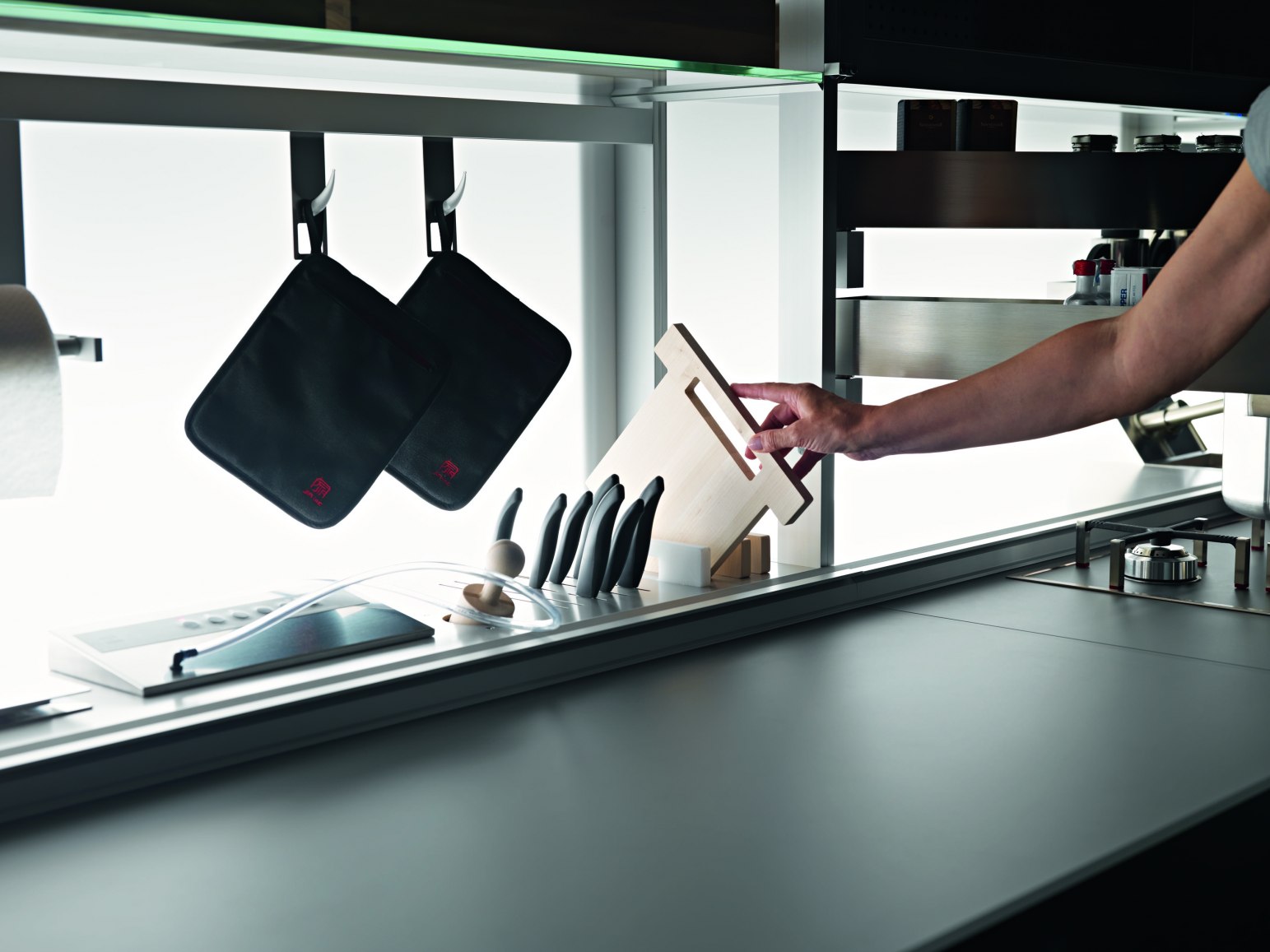 Hausscape: Redefining Sustainability & Innovative Kitchen Design with Valcucine