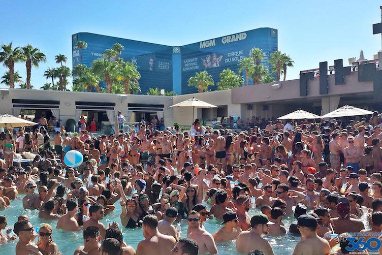 A Las Vegas Guide To Celebrating Labor Day Weekend