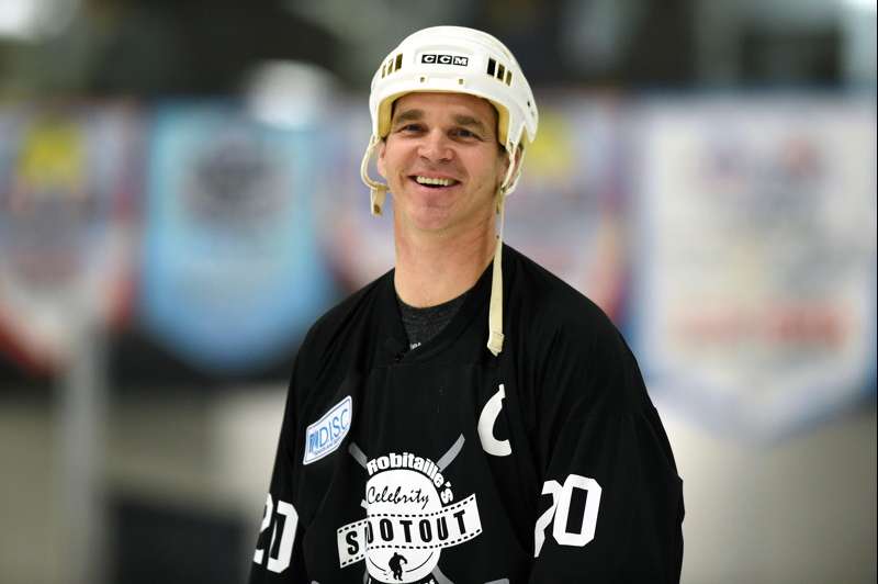 LA Kings royalty Stacia, Luc Robitaille share Christmas with