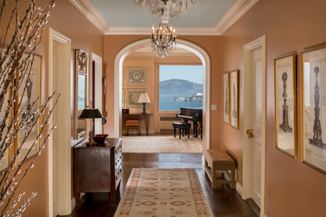 Sotheby’s International Realty: Stunning Views of the Bay