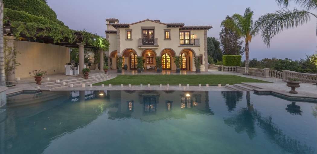 Sotheby’s International Realty: Private Italian Villa in Prime Beverly ...