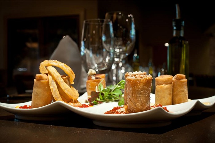 5 Haute Bar Bites for Game Day in Boston