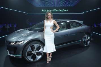 Jaguar Electrifies With I-Pace Concept Car
