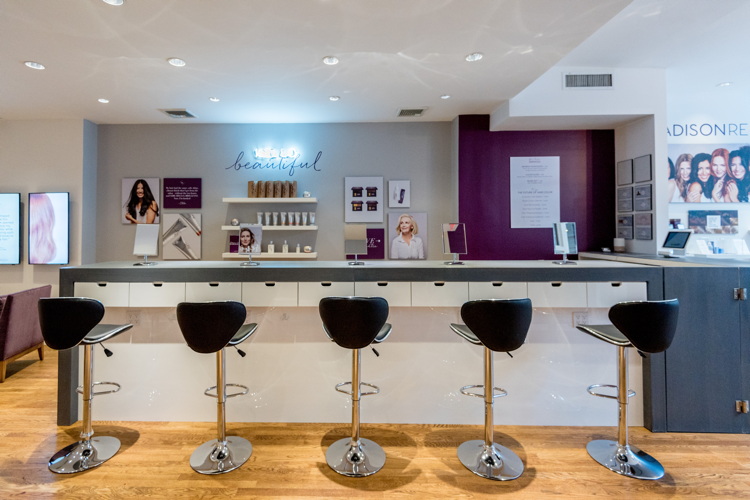 First Fast-Color Bar Comes to Manhattan