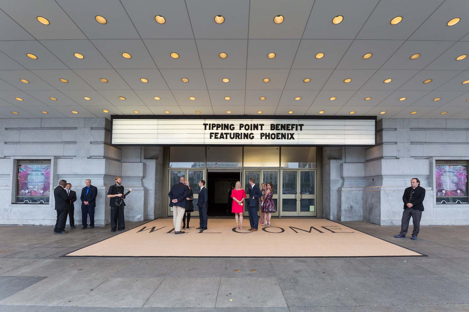 Weekend Roundup: Tipping Point Benefit, Robert Fountain’s 20th Anniversary