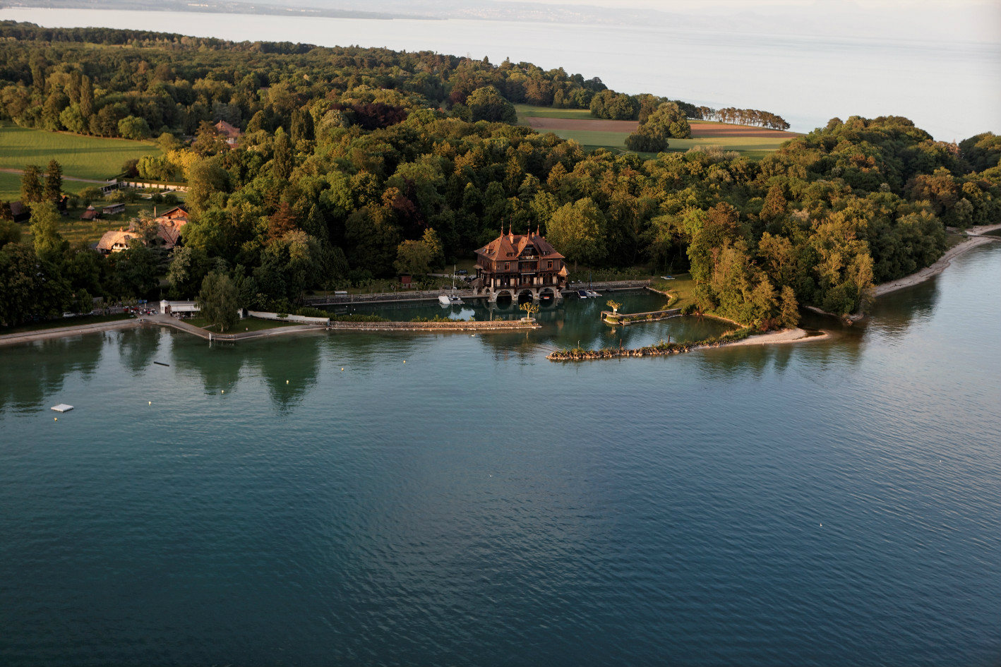 19th Century Chateau Designed by Eiffel Tower Architect Is Up For Auction