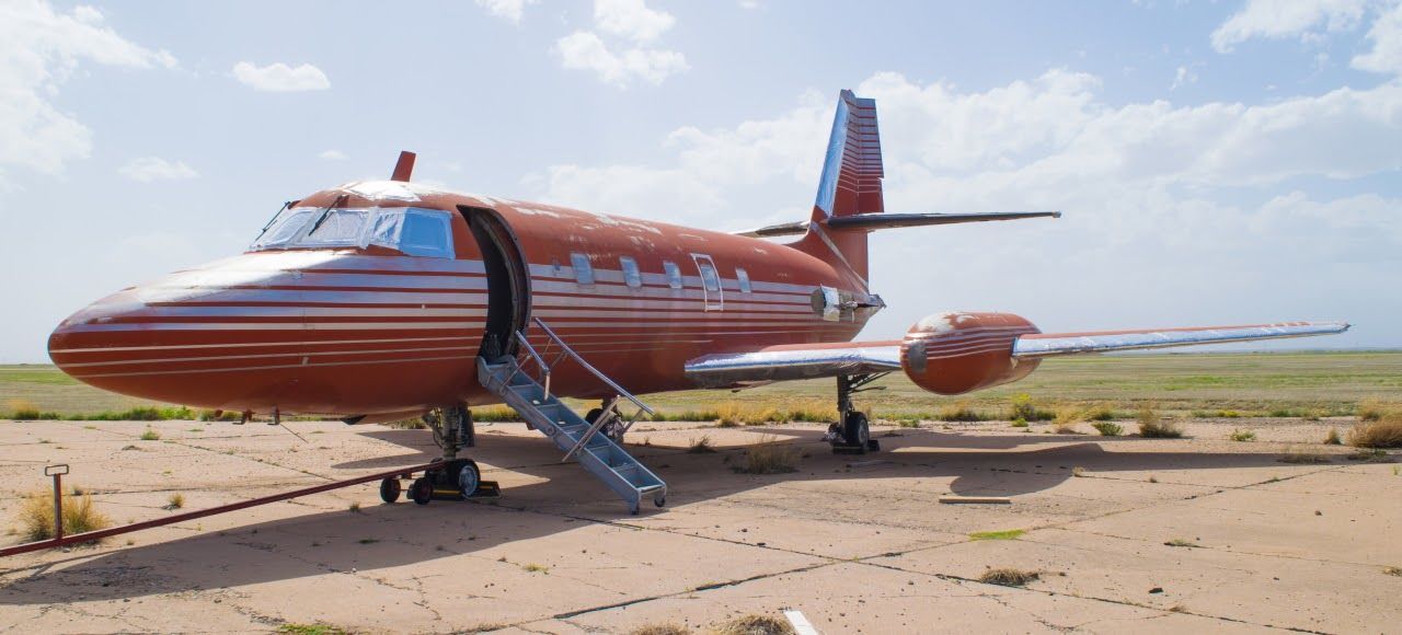 Flying Like The King: Elvis Presley’s Private Jet Up For Auction