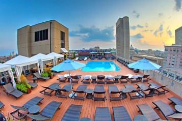 Roof Top Pool at The Colonnade Hotel