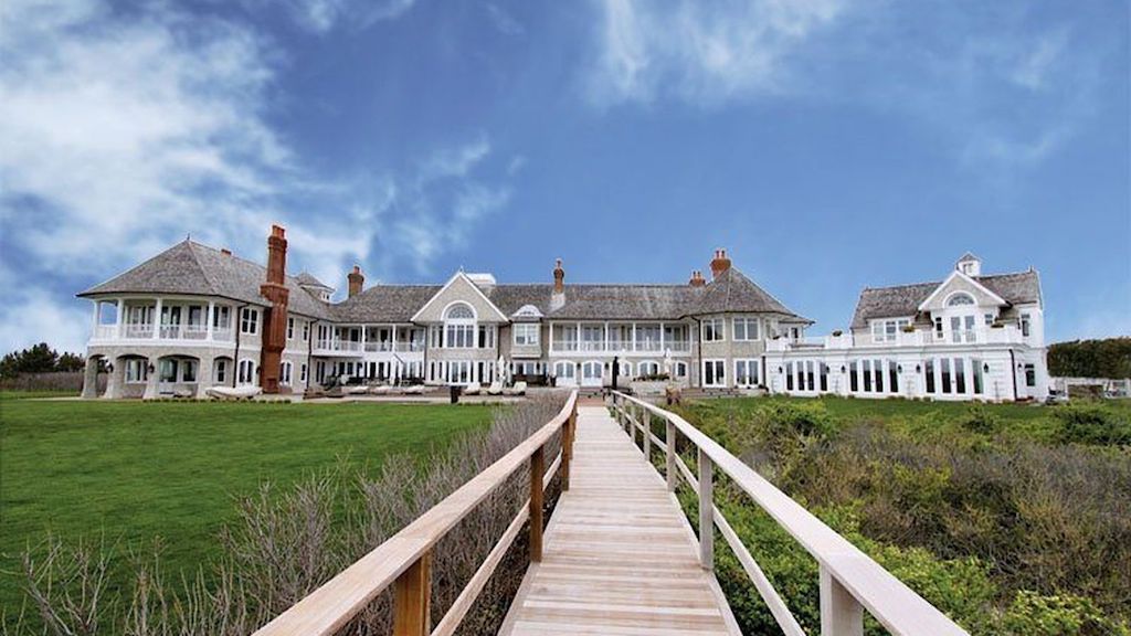 Want To Attend A Summer BBQ At The Hamptons House From Billions?