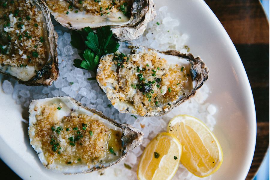 Best Ways to Celebrate National Oyster Day in Chicago