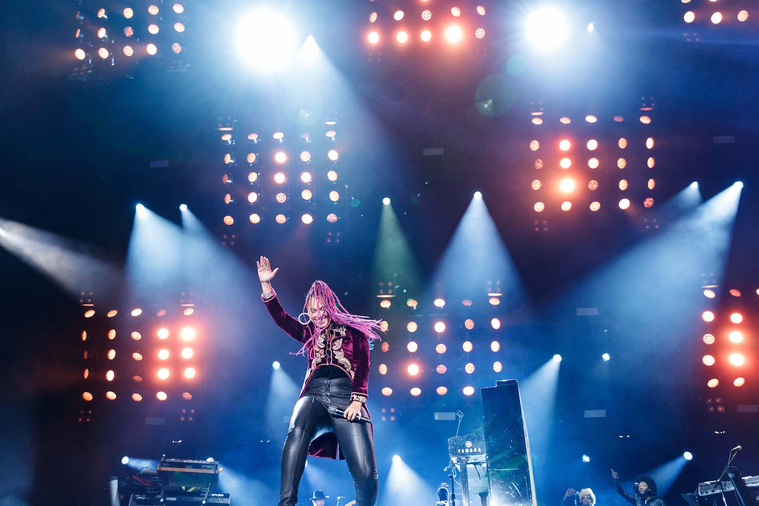 Alicia Keys, Lenny Kravitz, Metallica Light Up AT&T Park